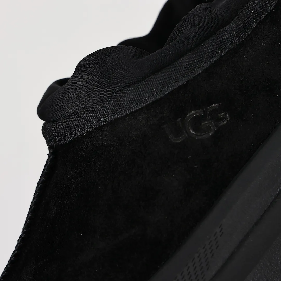 Pick up locally 💰Female size 330 Men's size 380 UGG 23S new winter products Half toe cap and low top 1144096 Imported sheepskin fur Purchasing for exclusive quality High elastic Modern midsole External non-slip outsole Leg drawstring design Very easy to put on and take off Sizes: 35 36 37 38 39 40 41 42 43 44 45